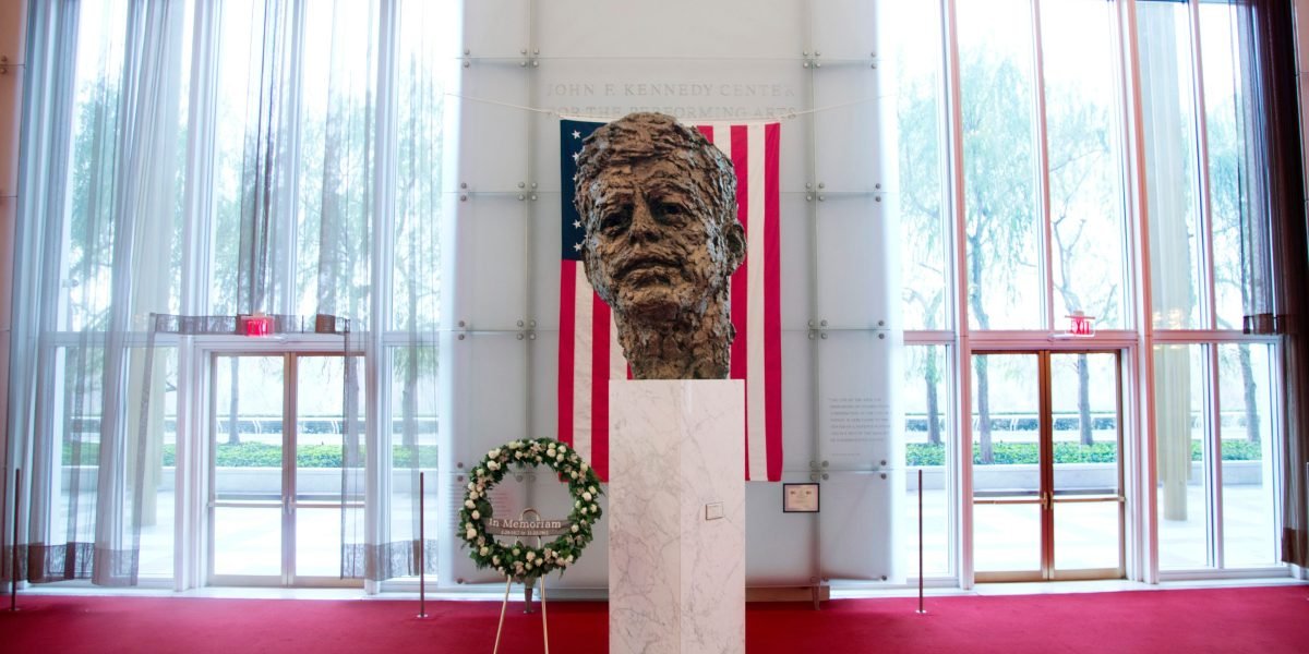 Drummer Halts 20-Year Christmas Eve Jazz Jams at Kennedy Center After Name Change