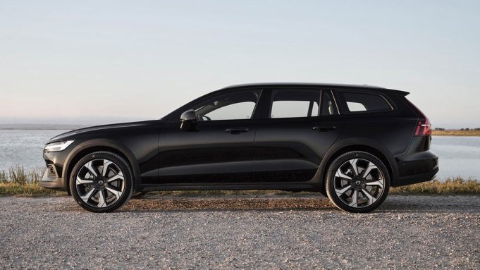 RR Volvo V60 Cross Country.jpg