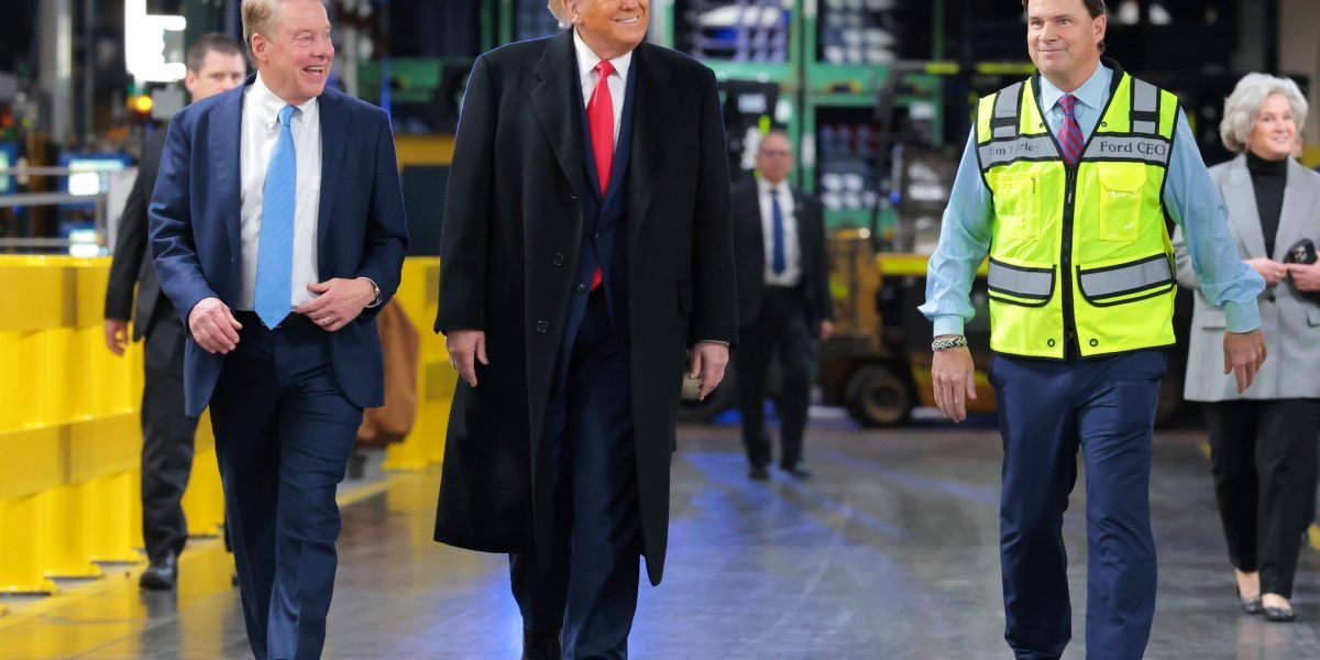 Trump Celebrates Strong Investment in Detroit Amid Ongoing Decline in Auto Manufacturing Jobs
