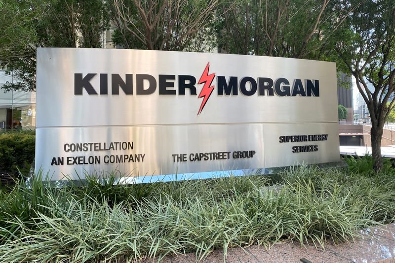 Kinder Morgan Exceeds Quarterly Profit Projections and Remains Optimistic About Natural Gas Demand