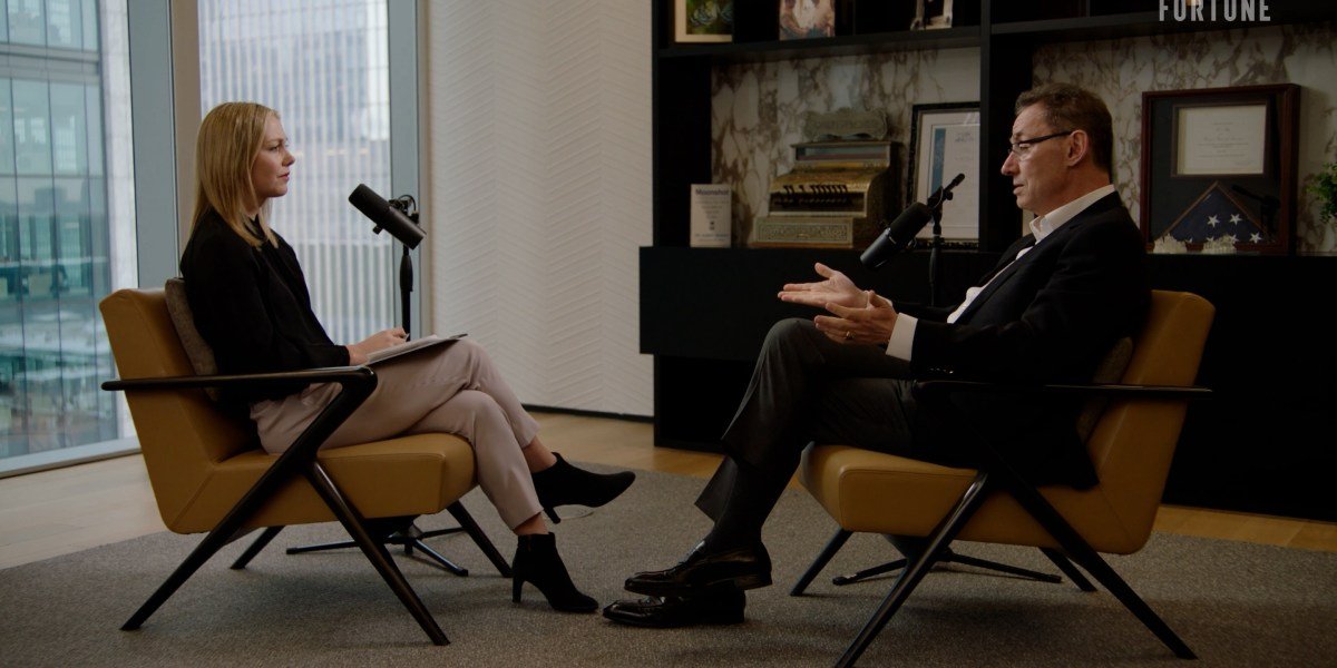 Pfizer CEO Reveals He Used 'Emotional Persuasion' to Drive Employees Toward Ambitious Targets