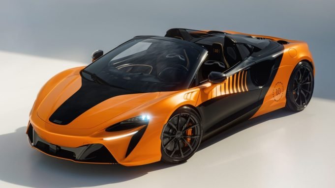 Mclaren artura championship 8 e1770218125640.jpg