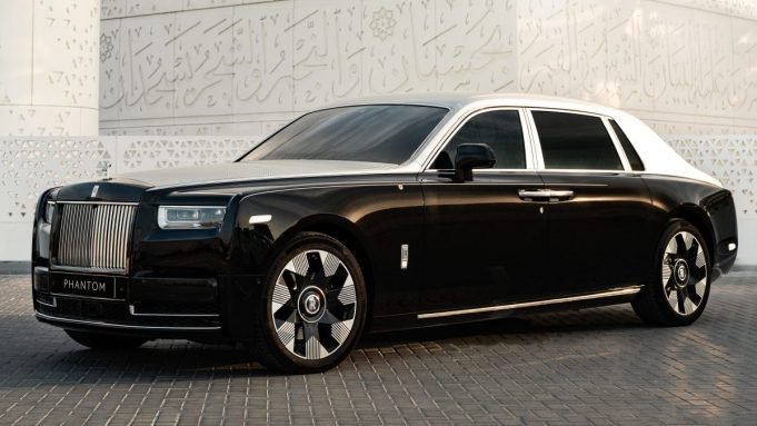 Rolls royce phantom arabesque 7 e1770909701640.jpg
