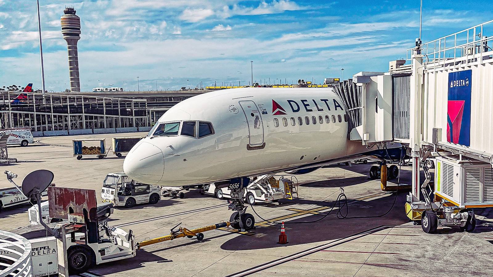 Maximize Your Benefits with Delta's SkyMiles Loyalty Program: A Comprehensive Guide