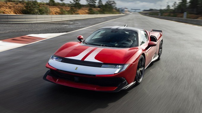 RR Ferrari Testarossa 2.jpg