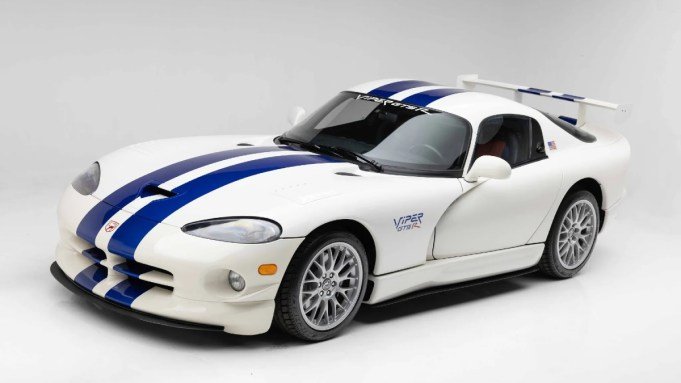 1998 dodge viper gts gt2 championship edition 07.jpg