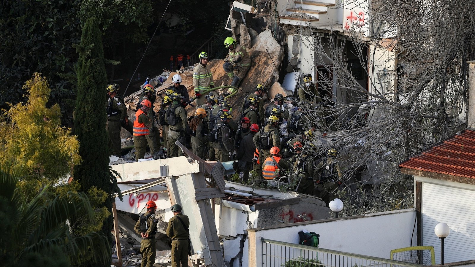 Live Updates: Casualties Reported from Missile Strikes in Israel Amid Iran Tensions