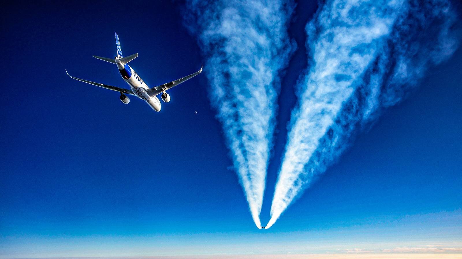 How the Airbus A350 Regulates Cabin Pressure at 35,000 Feet