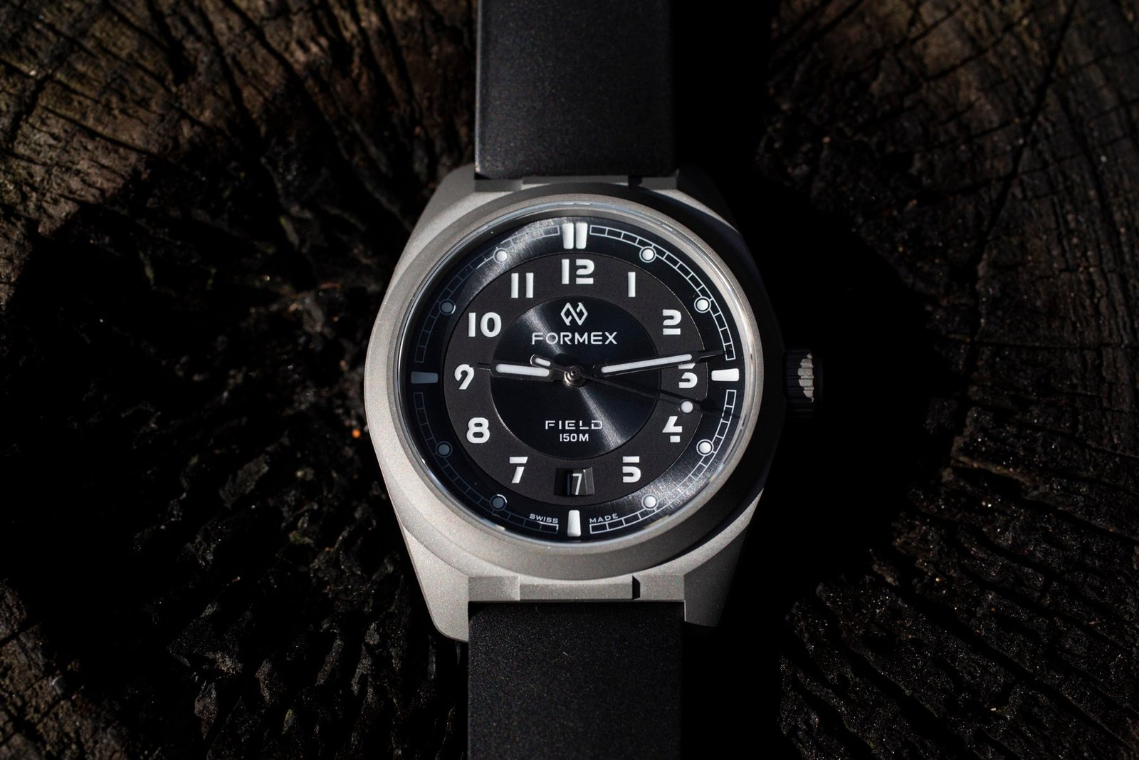 Top 10 Field and GADA Watches Priced Below €1,000