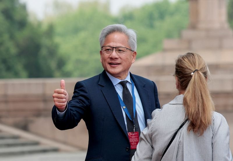 US Grants Approval for H200 Chip Sales to 10 Chinese Companies Amid Nvidia CEO's Pursuit of Innovation