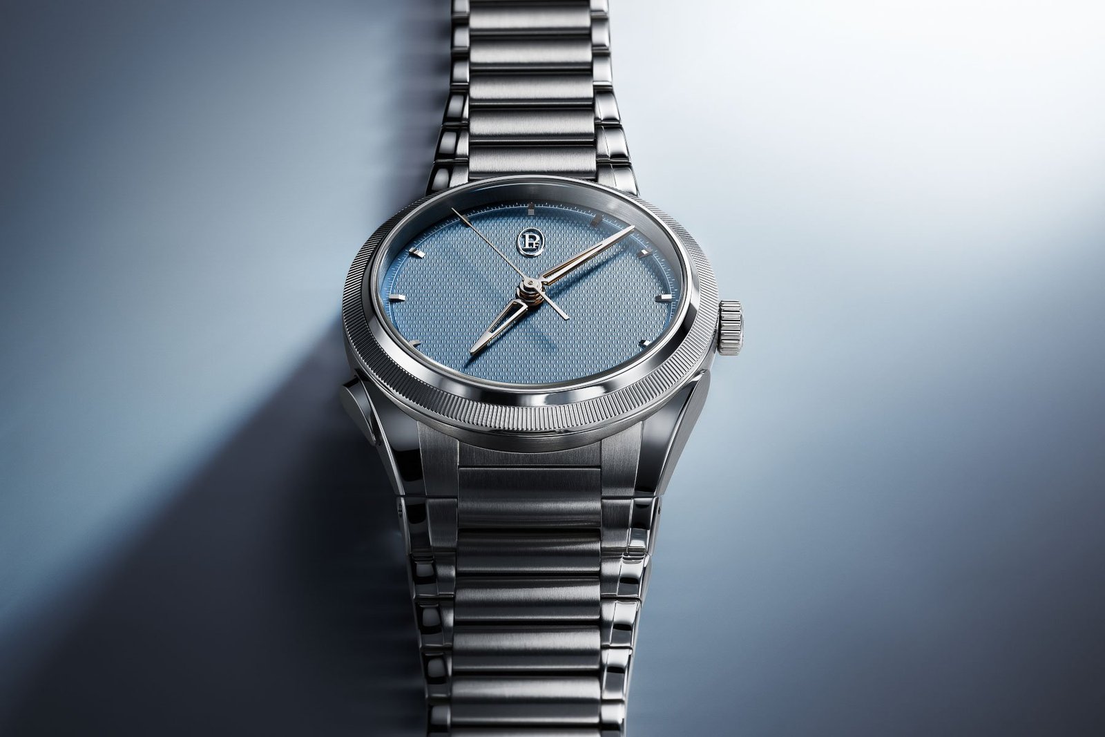H. Moser Perpetual Calendar vs. Parmigiani Chronographe Mystérieux: A Comparative Analysis of Two Horological Masterpieces