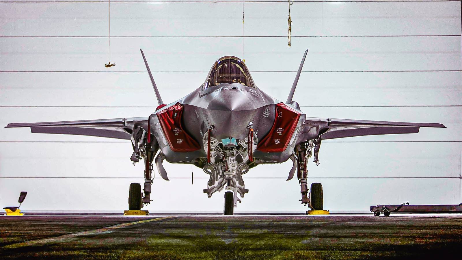 How the F-35's Advanced Cooling System Prevents Issues That Grounded Its Predecessor for Years