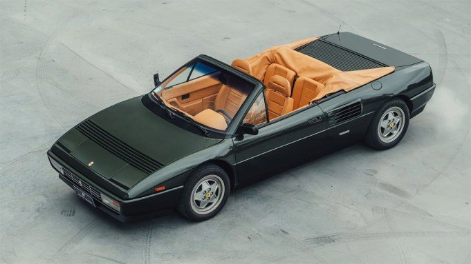 1990 ferrari mondial t cabriolet.jpg