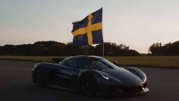 Koenigsegg jesko records 01.jpg